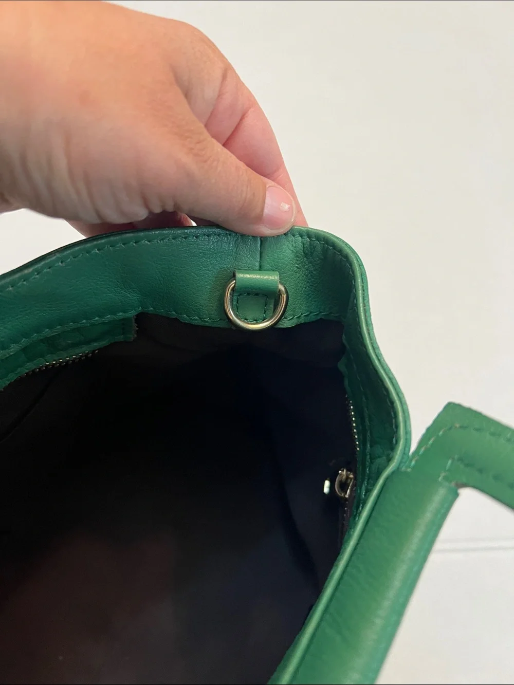ANNA PAOLA EMERALD GREEN LEATHER BONNIE TOTE TOP HANDLE BAG GOLD HARDWARE - Picture 8 of 16
